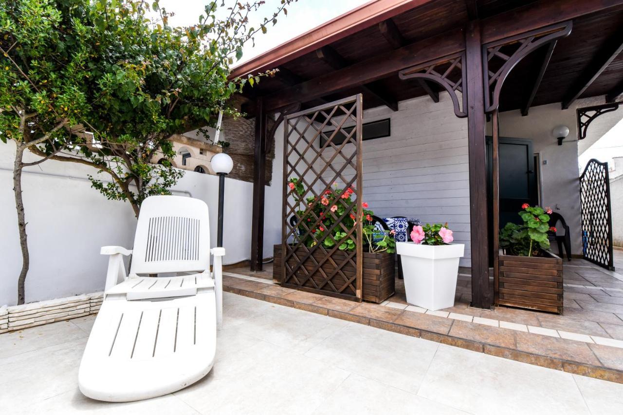 B&B Macchia Mediterranea San Pietro in Bevagna Exterior foto
